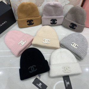 CHANEL 샤넬 토끼털 니트 모자