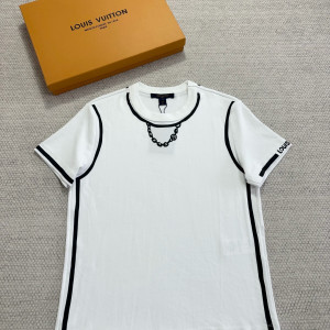 체인 디테일 티셔츠