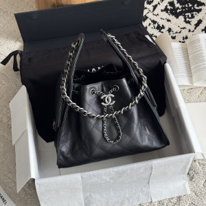 HOBO 퀼팅 버킷백